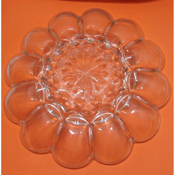 Anchor Hocking "Entertainers" Deviled Egg Plate w/ Original Box 10" Easter - Picture 6 of 9